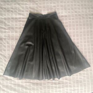 Banana Republic Vegan Leather Skirt Black 0P